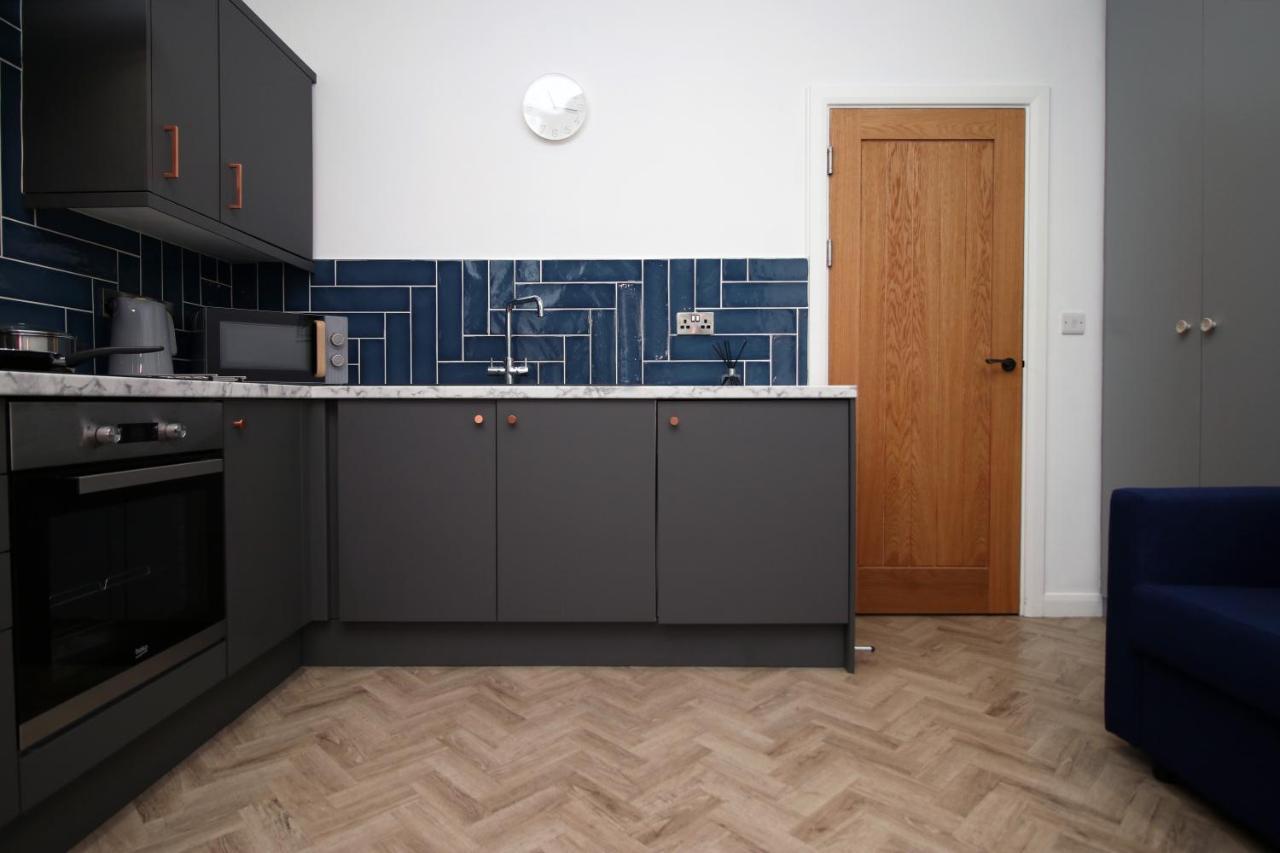 Apartment Great For Work,study,leisure Stay-free Parking Ssw *