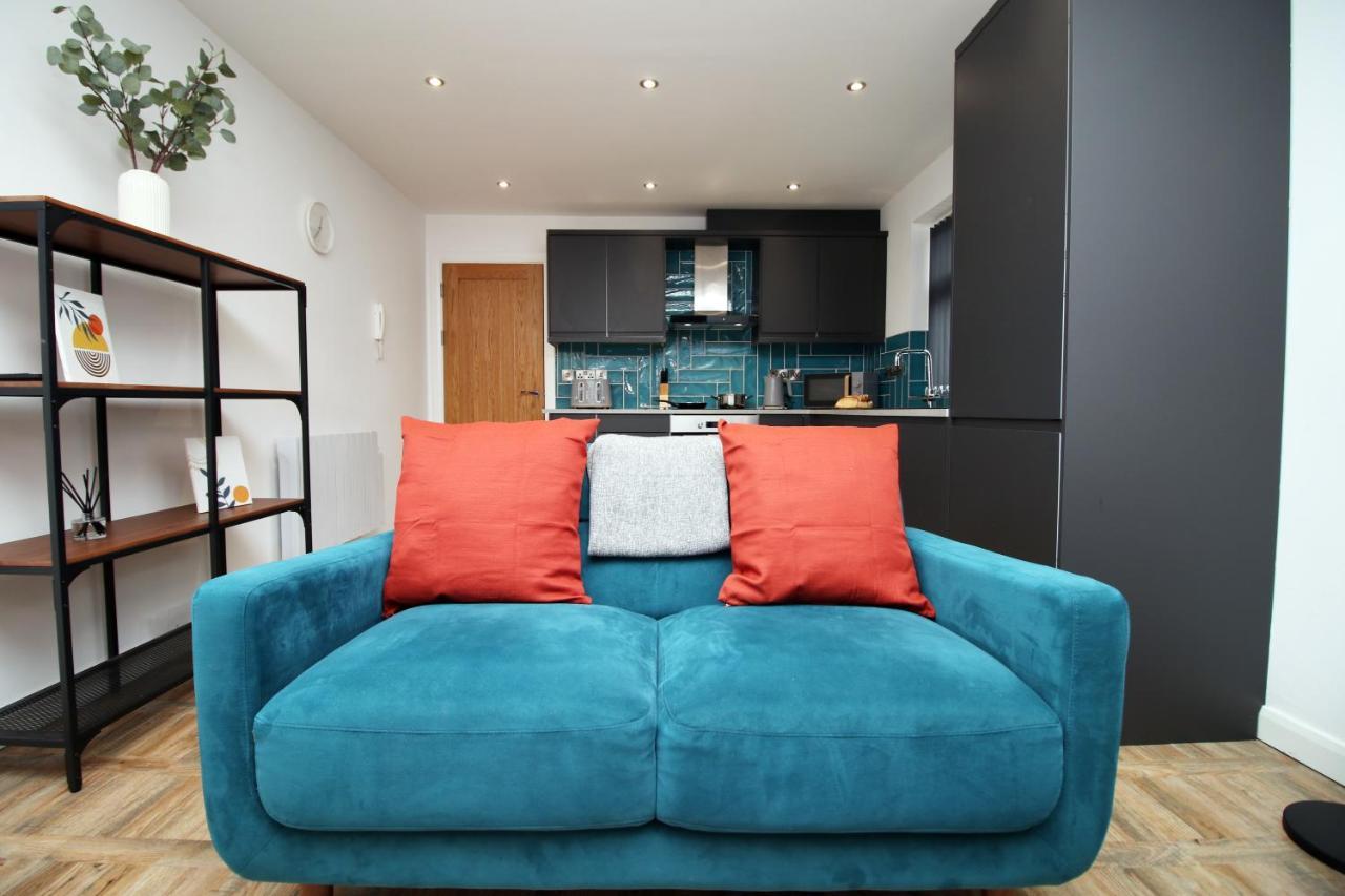 Great For Work,study,leisure Stay-free Parking Ssw *