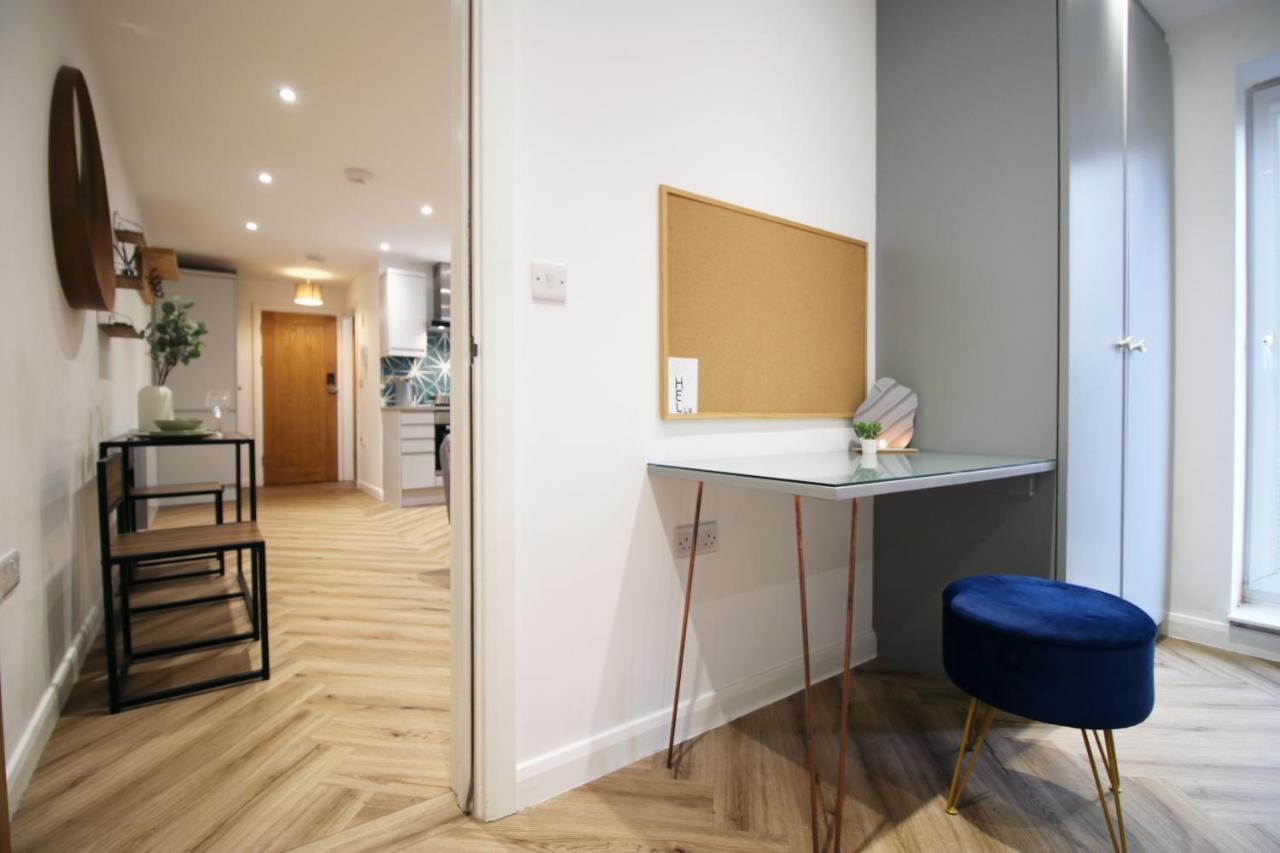 Great For Work,study,leisure Stay-free Parking Ssw *
