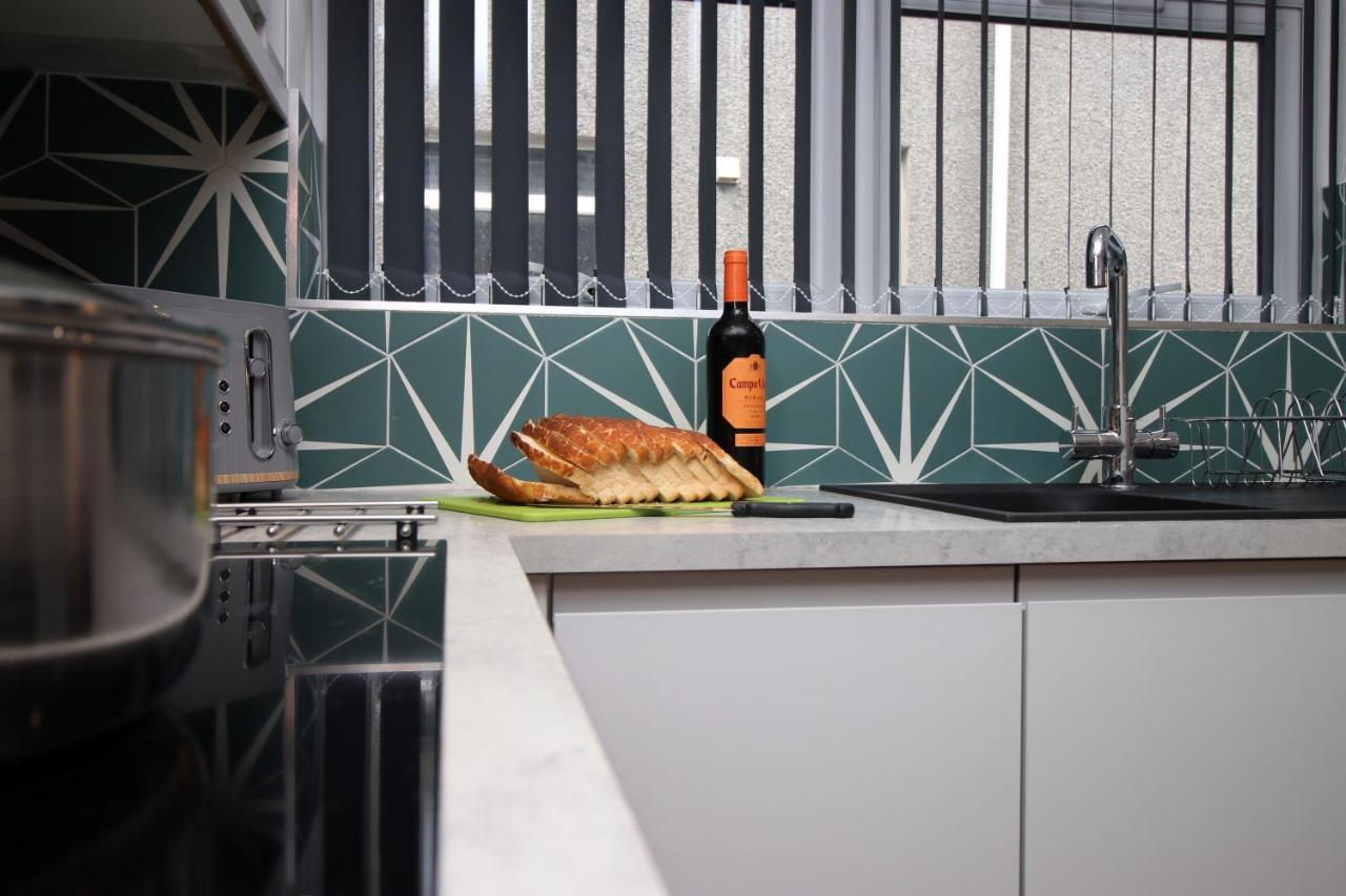 Apartment Great For Work,study,leisure Stay-free Parking Ssw *